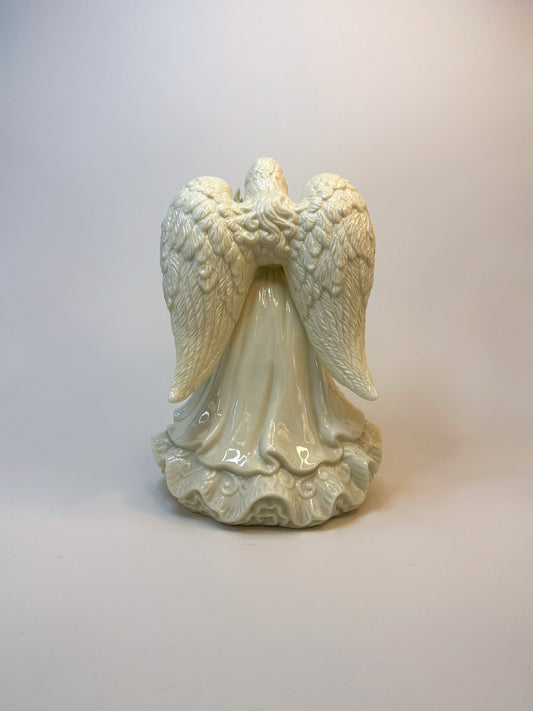 Figura de Ángel de Cerámica con Detalles Dorados