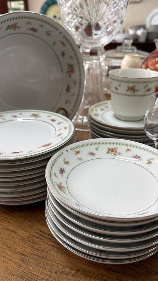 Vajilla de China fina de Japón– Patrón Abingdon