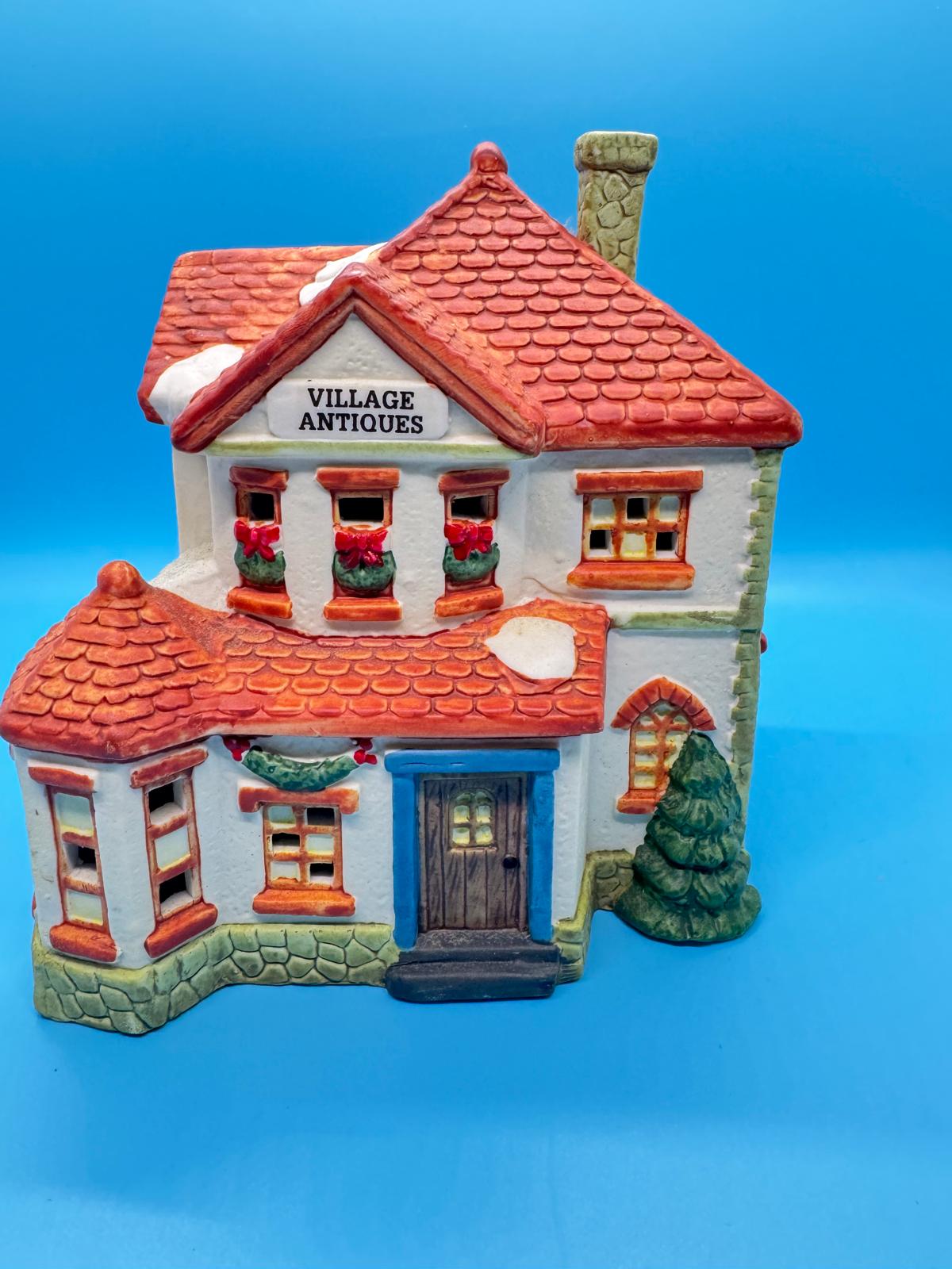 Casita Miniatura decorativa – “Village Antiques”