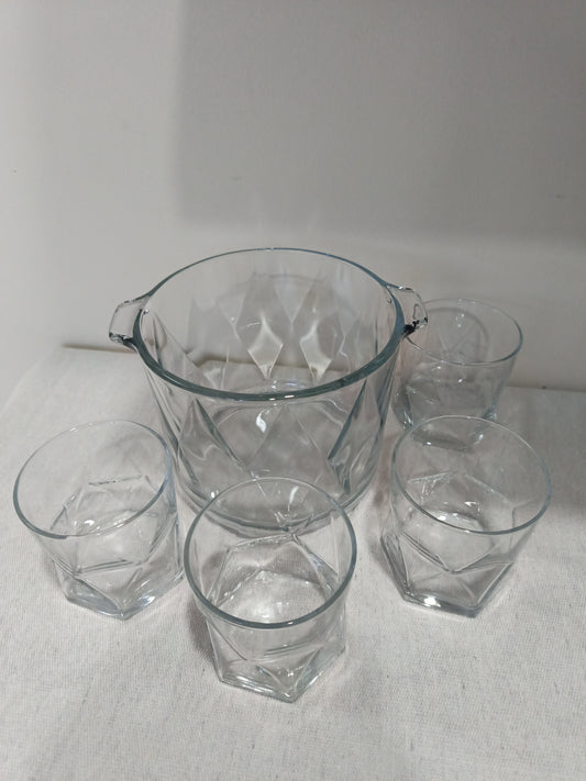 Set. Hielera y Vasos 5 Piezas