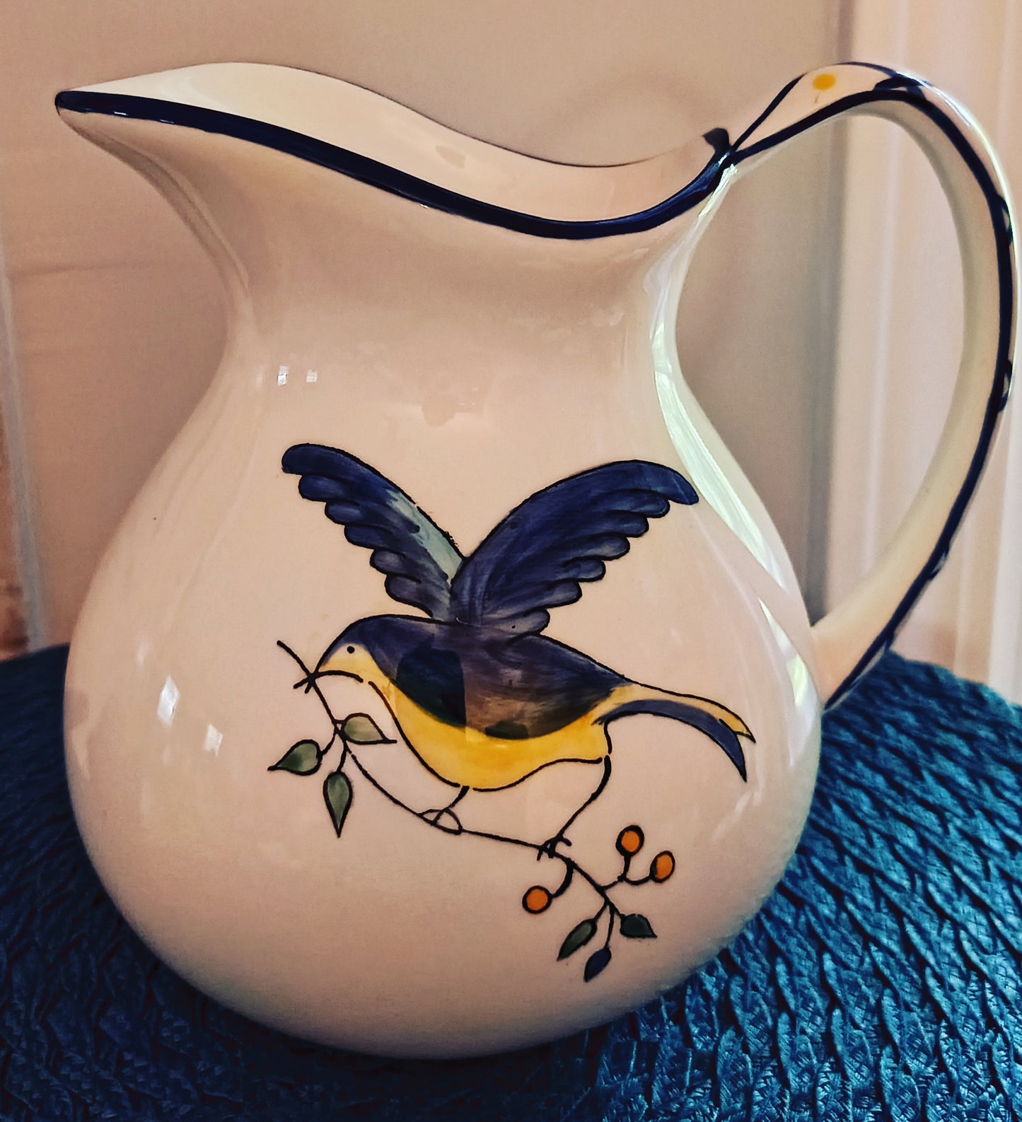 Italy Pottery Uccello Bird
