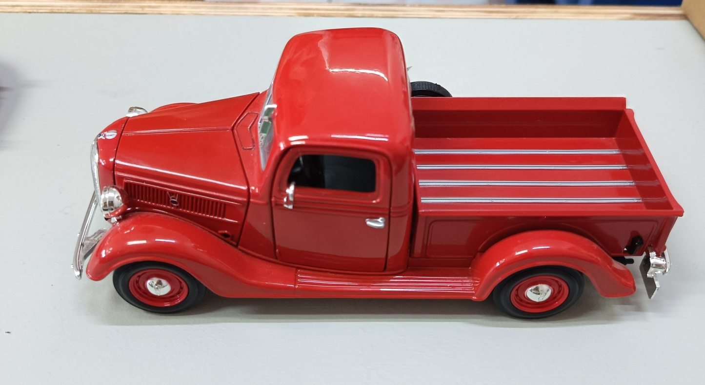 Modelo a escala 1/24 del Ford Pickup Truck de 1937