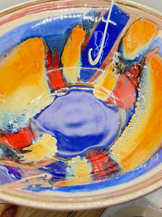 Bowl de cerámica hecho y pintado a mano 6” alto 14” de diámetro