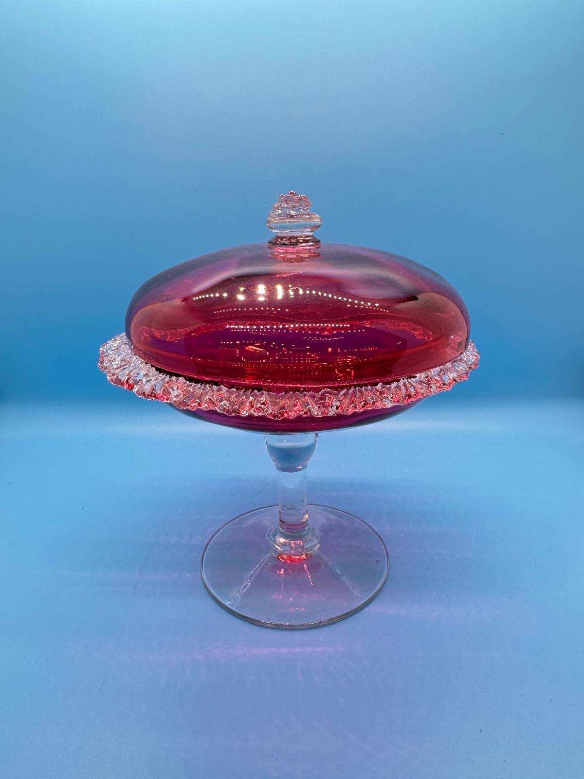 Bombonera de Cristal Cranberry con Tapa Transparente