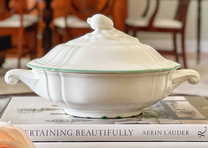 Bowl  para Sopa porcelana fina blanca con distintivo pomo de fruta en la tapa