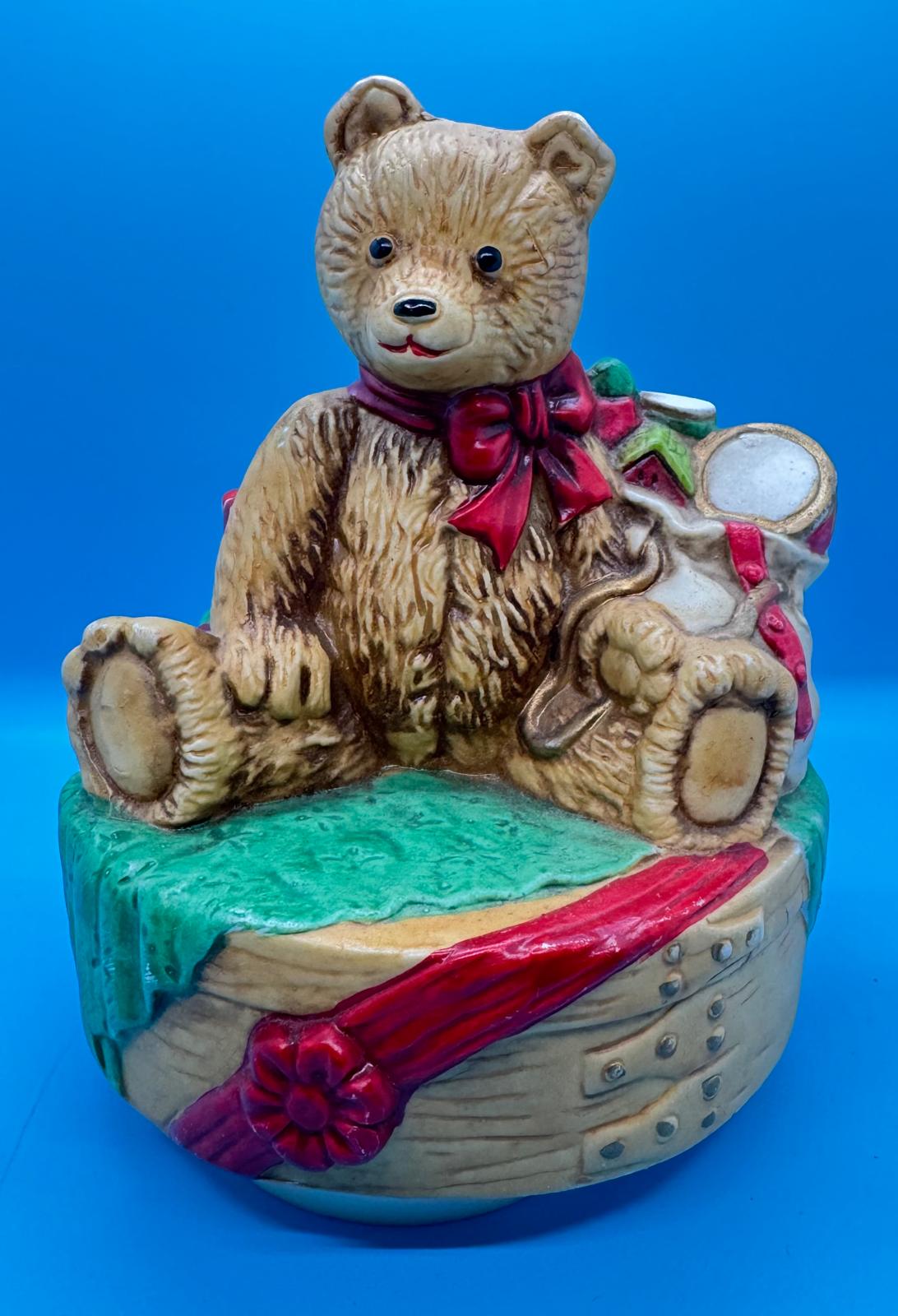 Adorno Navideño musical (Caja Músical)  De Colección