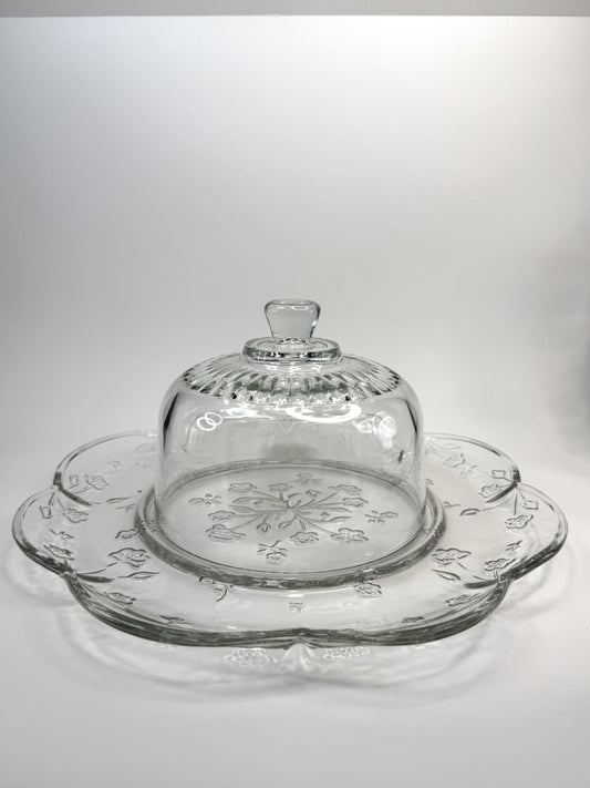 Plato de Vidrio con Cúpula Grabada