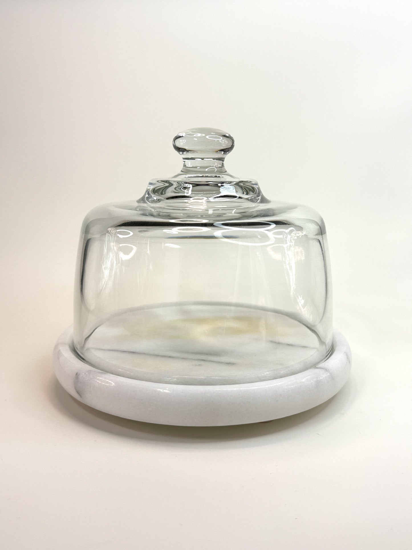 Cúpula de Vidrio y Base de Mármol