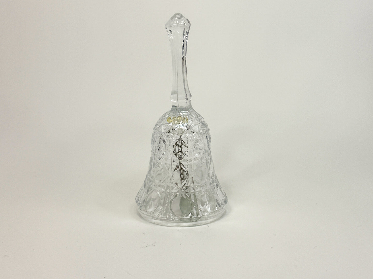 Campana Decorativa de Vidrio Tallado Vintage 3"