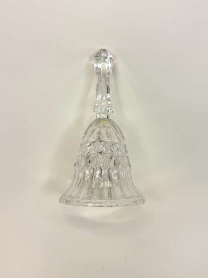 Campana de Vidrio Tallado con Base Ondulada 3"