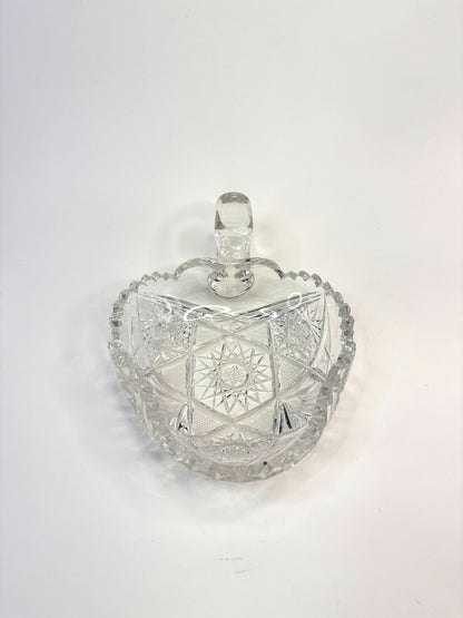 Decantador de Vidrio Tallado en Forma de Corazón