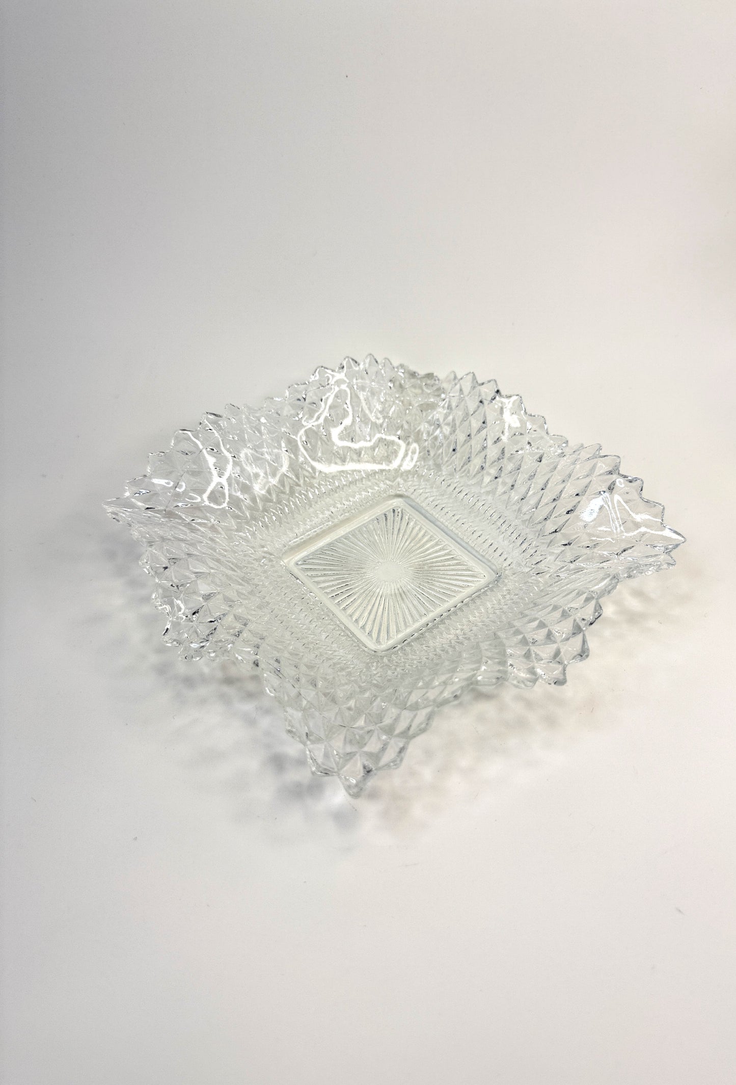 Plato Cuadrado de vidrio Tallado