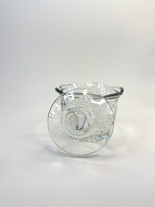 Conjunto de Jarra y Bombonera en Cristal Prensado Floral