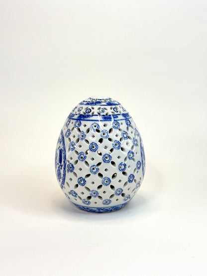 Jarrón de Cerámica Azul y Blanca