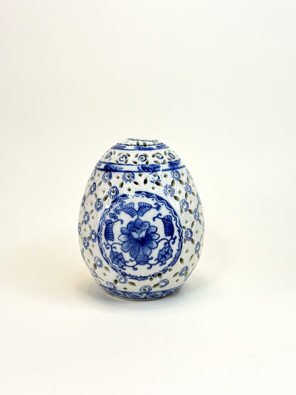 Jarrón de Cerámica Azul y Blanca