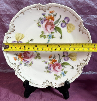 El plato antiguo de Zen Scherzer & Co,