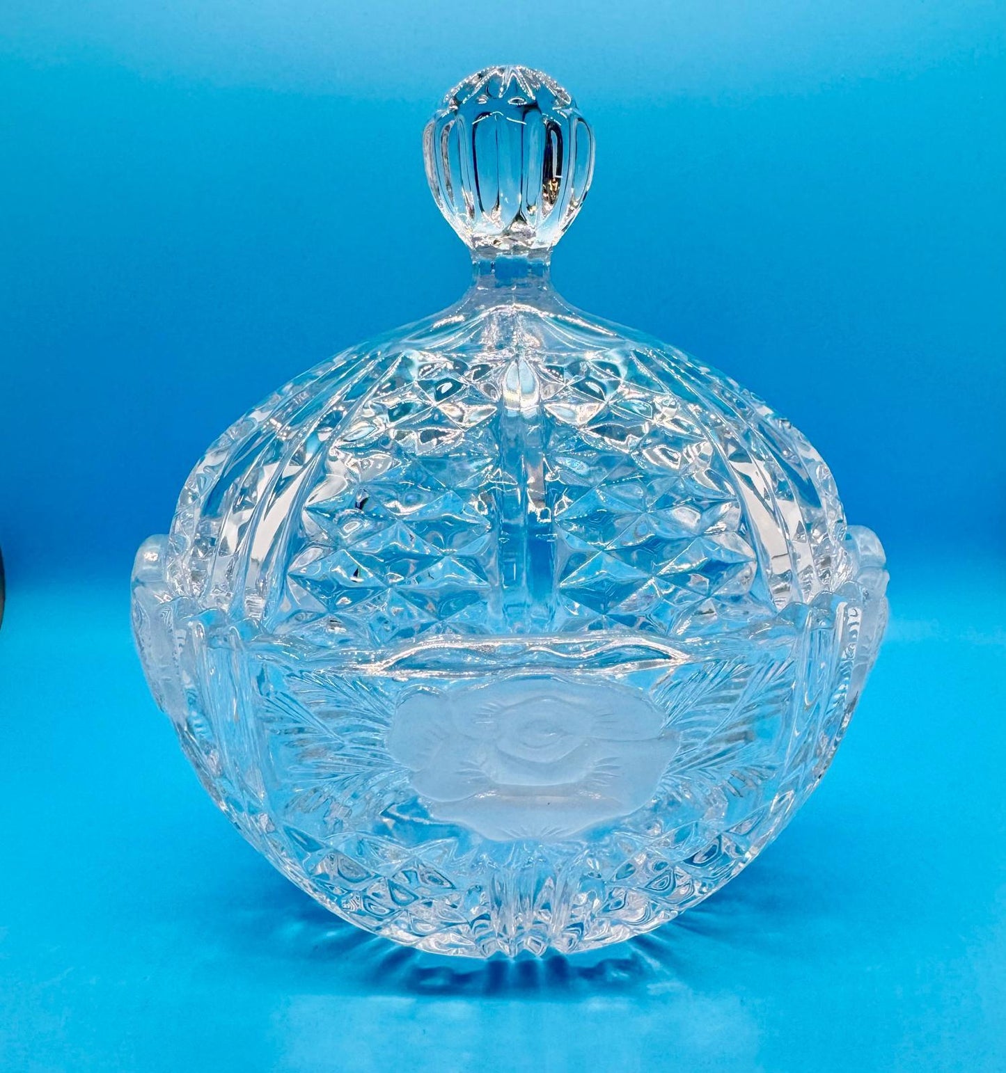 Candy Dish con Tapa – Fifth Avenue Crystal (24% Lead)