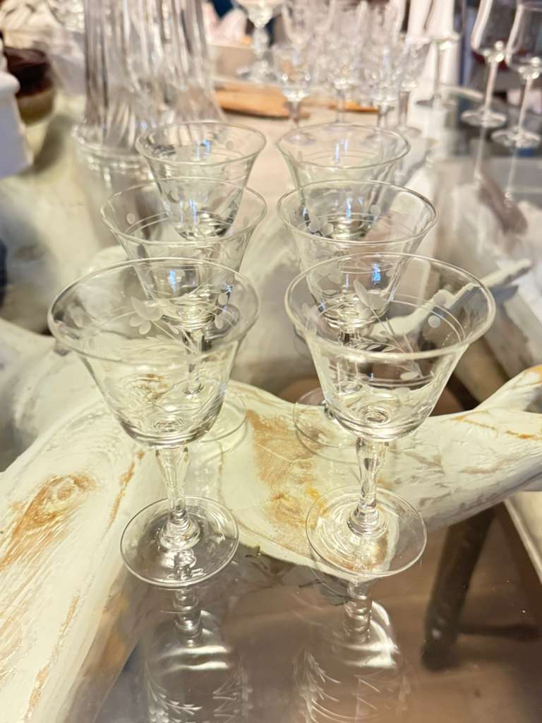 Copa Cordial Willow Moon - Pioneer Glass Co.