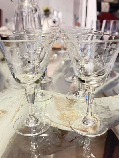 Copa Cordial Willow Moon - Pioneer Glass Co.