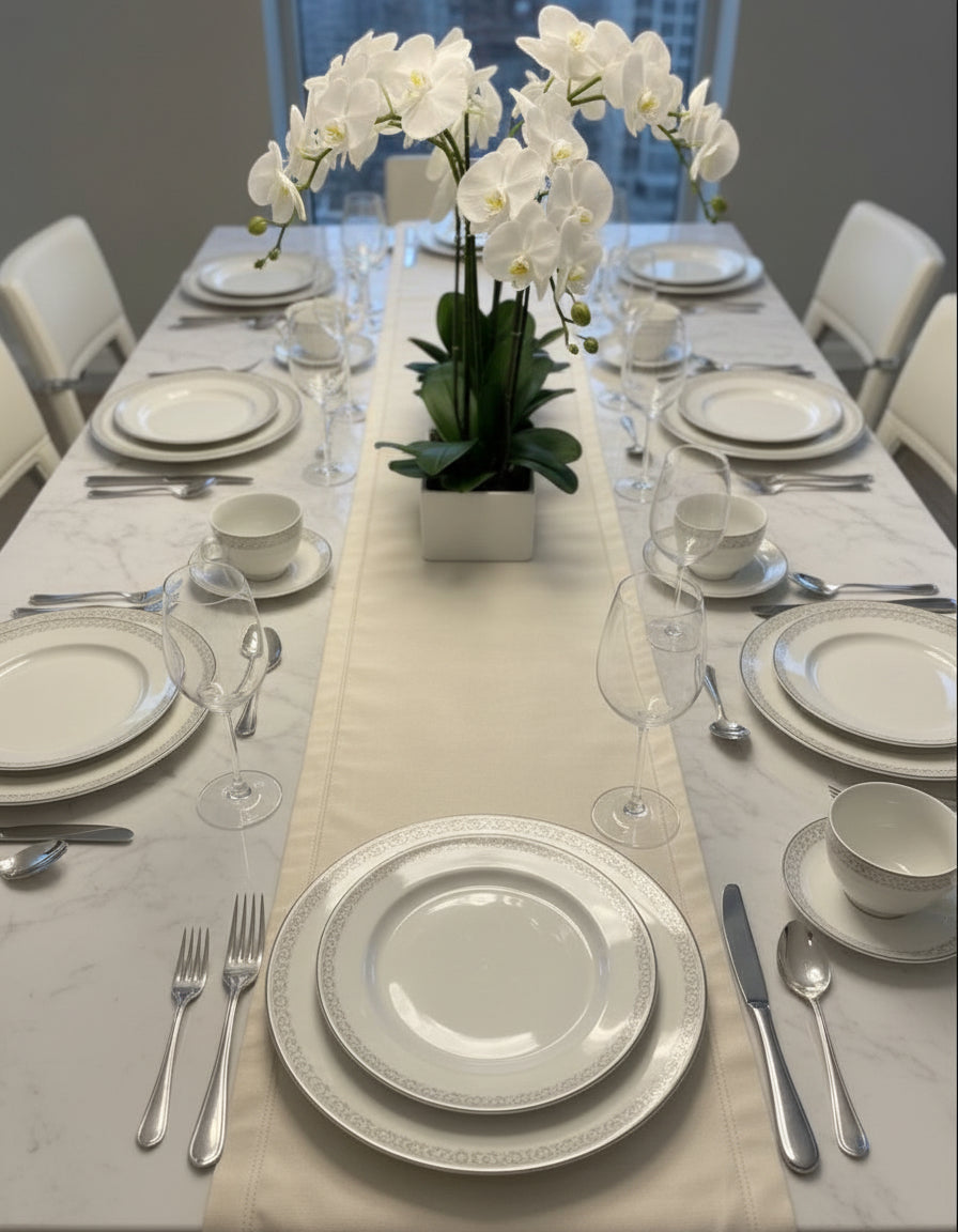 Vajilla de porcelana japonesa Arita – Diseño floral en gris plata