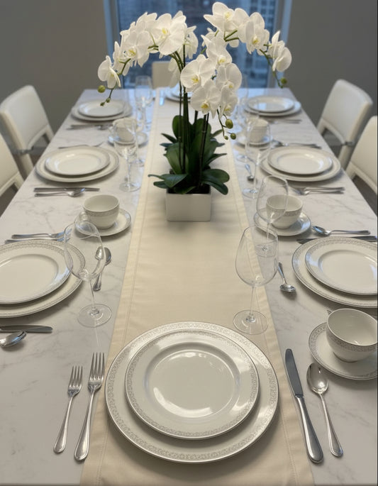 Vajilla de porcelana japonesa Arita – Diseño floral en gris plata