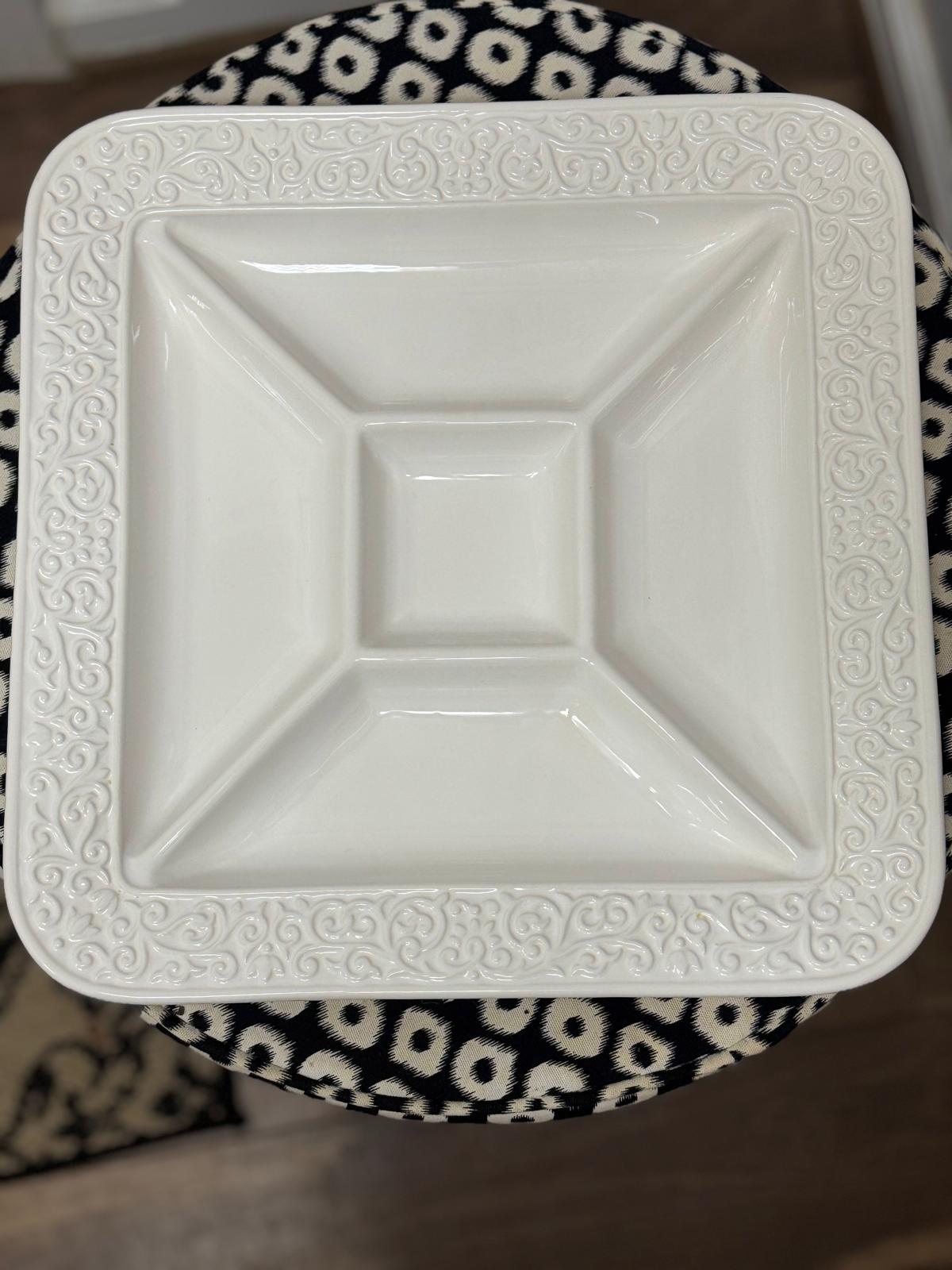 Plato de Servicio – St Michael “Fruit Embossed”