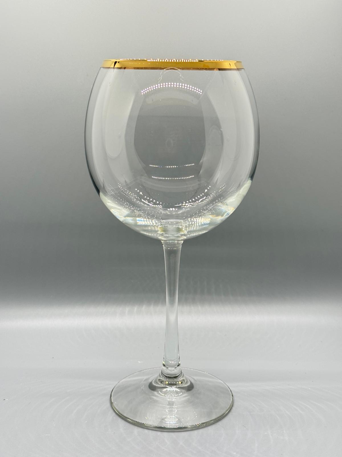 Copas de Vino con Borde Dorado – Cristal Decorativo Set de 4