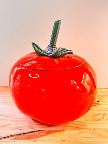 Galletero  de cerámica McCoy para galletas con diseño de tomate y tapa incluida.