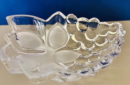Figura Decorativa de Vidrio en Forma de Uva