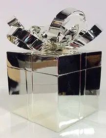 Caja decorativa – con diseño de regalo