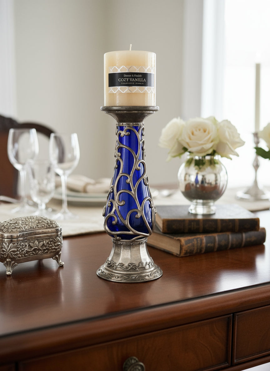 Candelabro fijante con filigrana plateada