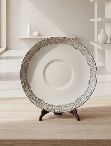 Vajilla de porcelana japonesa Arita – Diseño floral en gris plata