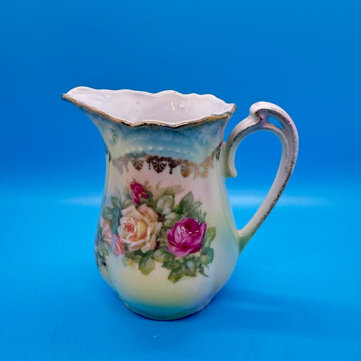 Jarra de Porcelana Pintada a Mano