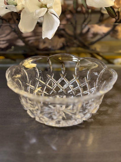 Elegante bowl centro de mesa Gorham King Edward en cristal de alta calidad con plomo transparente.