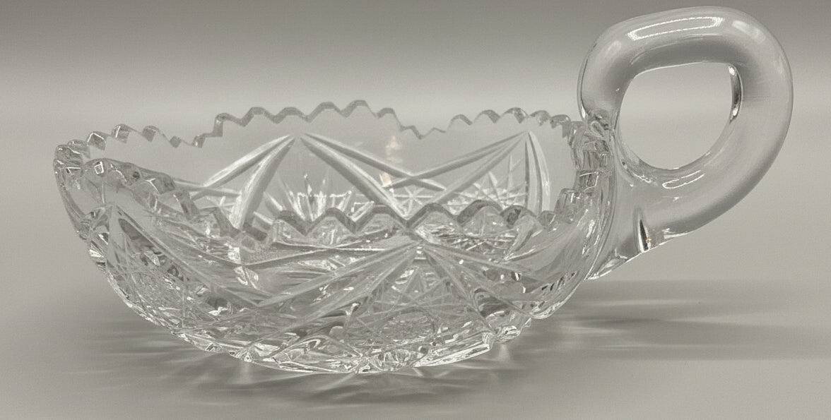 Decantador de Vidrio Tallado en Forma de Corazón