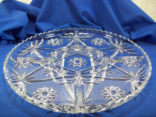 Bandeja o Plato de servir de vidrio transparente Anchor Hocking con patrón "Star of David" o estrella. 35 cm diámetro.