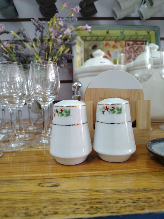 Salero y pimentero Navideño Set.