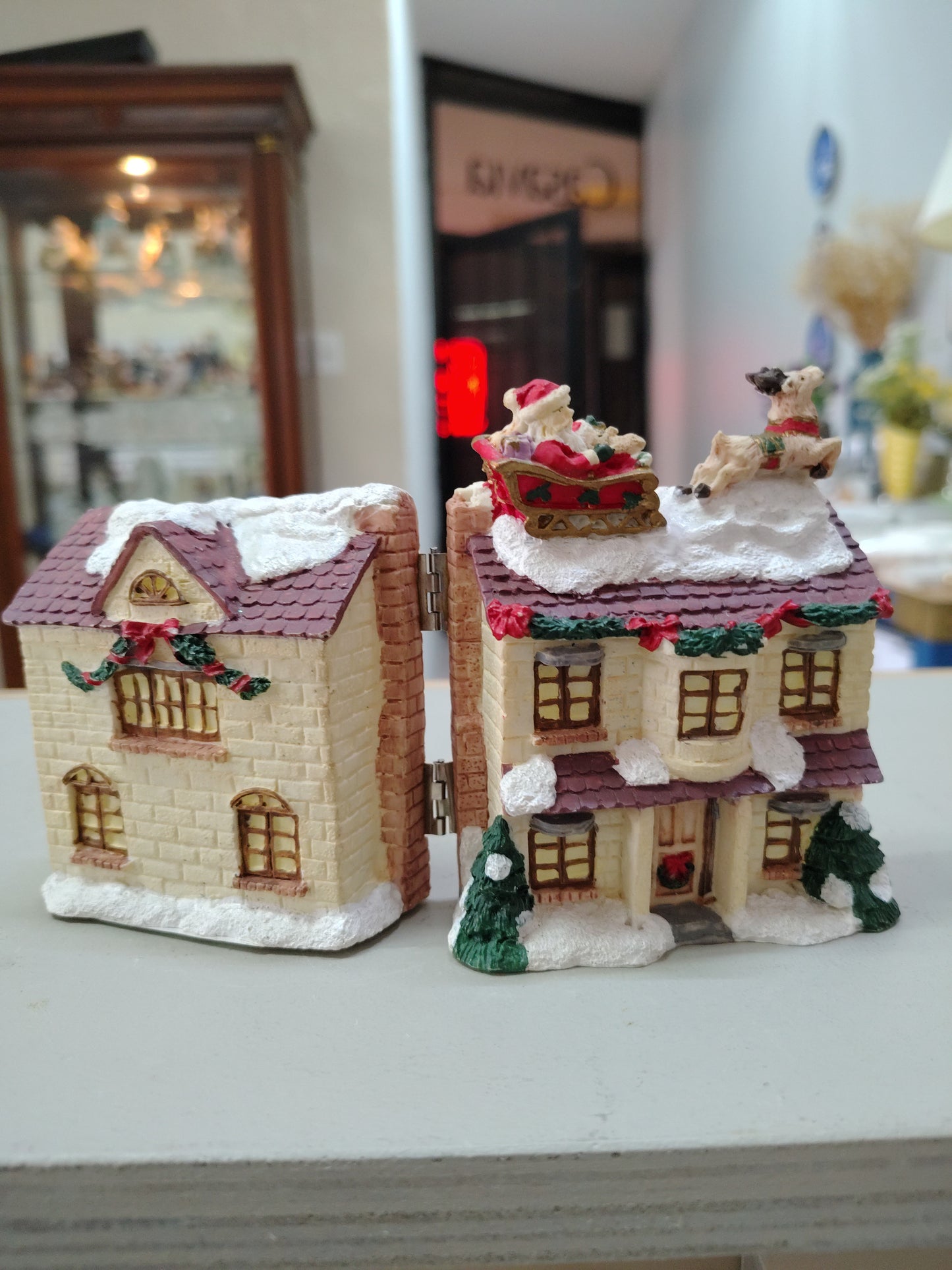 Figura Navideña (Santa con su trineo)