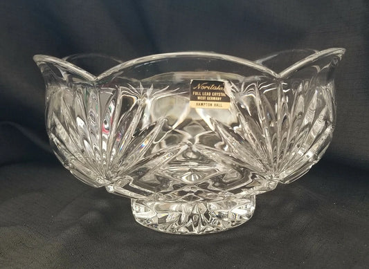 Bowl de cristal American Brillant Cut Glass presenta un diseño vintage de Noritake Hampton, fabricado en Alemania.