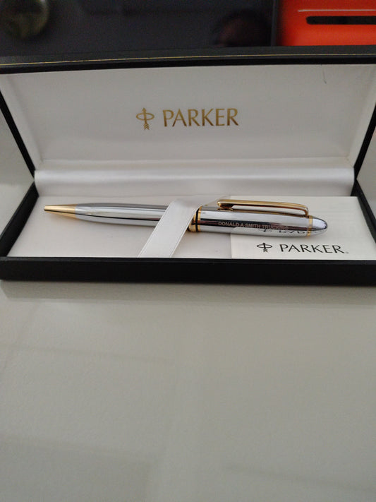 Pluma Parker