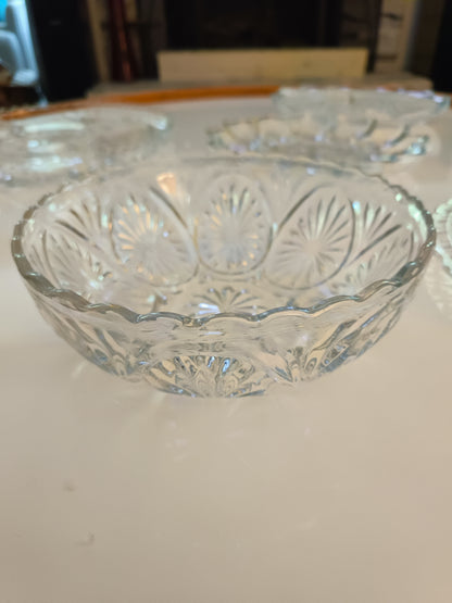 Bowl El tazón de servir redondo de vidrio claro de 20.32 cm de diámetro de Anchor Hocking