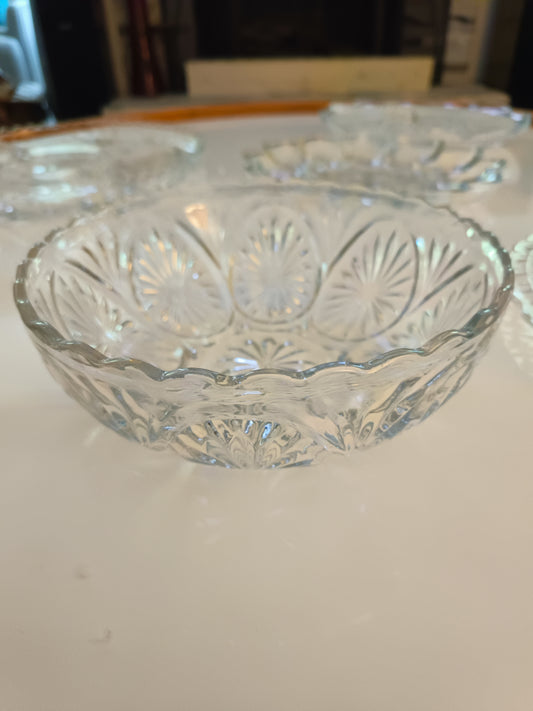 Bowl El tazón de servir redondo de vidrio claro de 20.32 cm de diámetro de Anchor Hocking