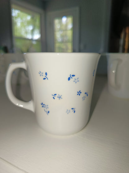 La taza Corning Corelle "Provincial Blue"
