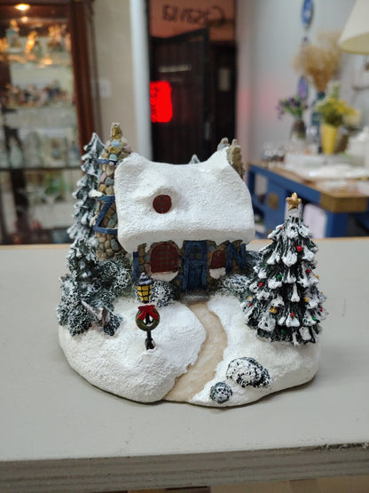 Casita  Navideña  ( Casa con Nieve)
