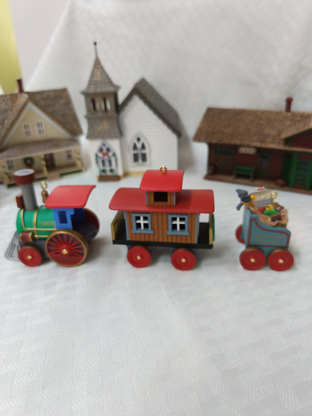 Adornó Navideño de la Colección KEEPSAKE Hallmark Miniaturas
