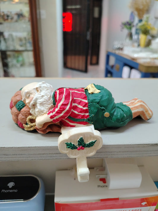 Figura Navideña (Papa Noel Durmiendo)