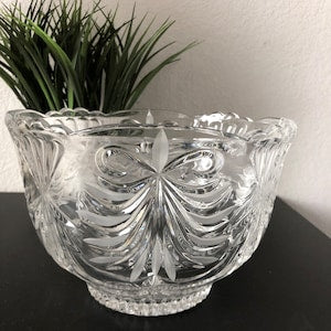 Bowl de cristal tallado a mano "Madrid" de Crystal Clear Industries, con un 24% de óxido de plomo