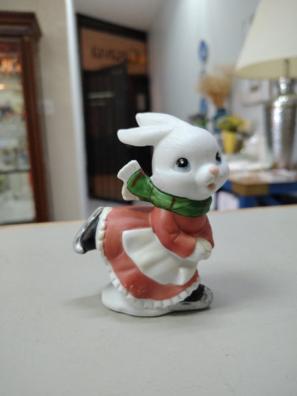 Adorno Navideño (Conejita de porcelana 5305)