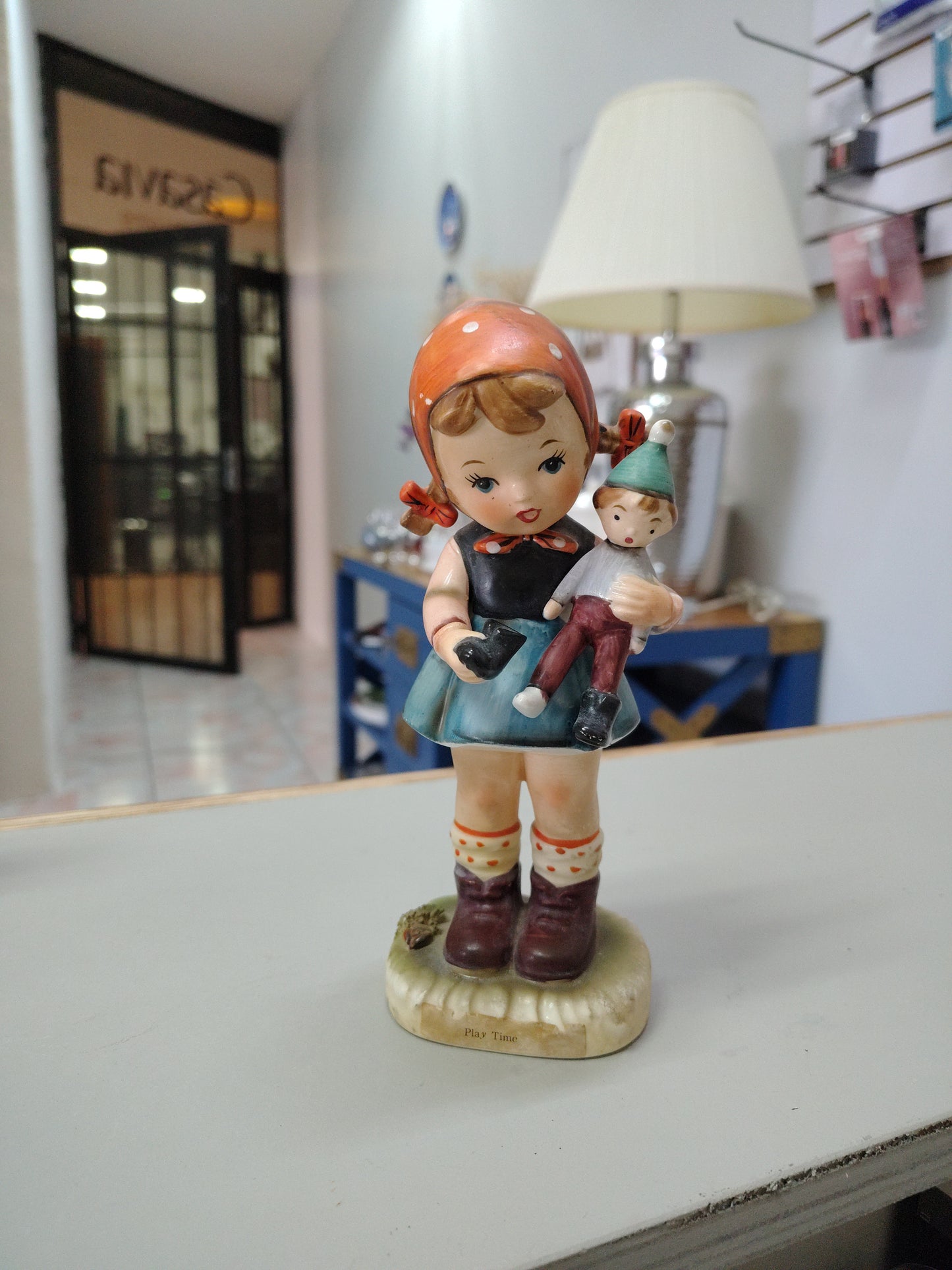 Muñequita de porcelana