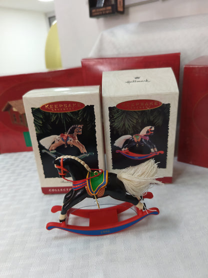 Adornó Navideño de Colección KEEPSAKE Hallmark (Caballo)